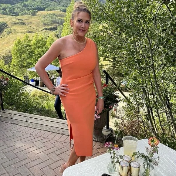 Petal & Pup One Shoulder Occassion Dress - Picture 7 of 15